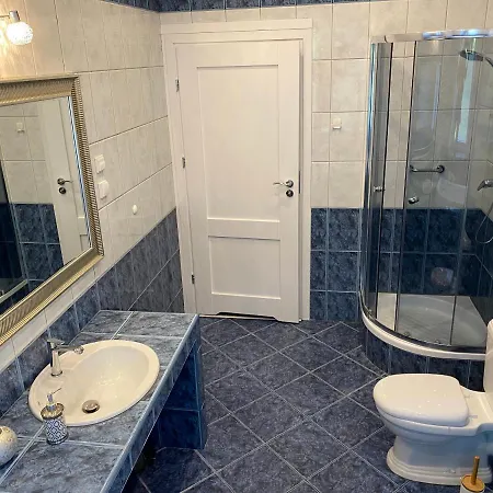 Apartament Kuzniczki *